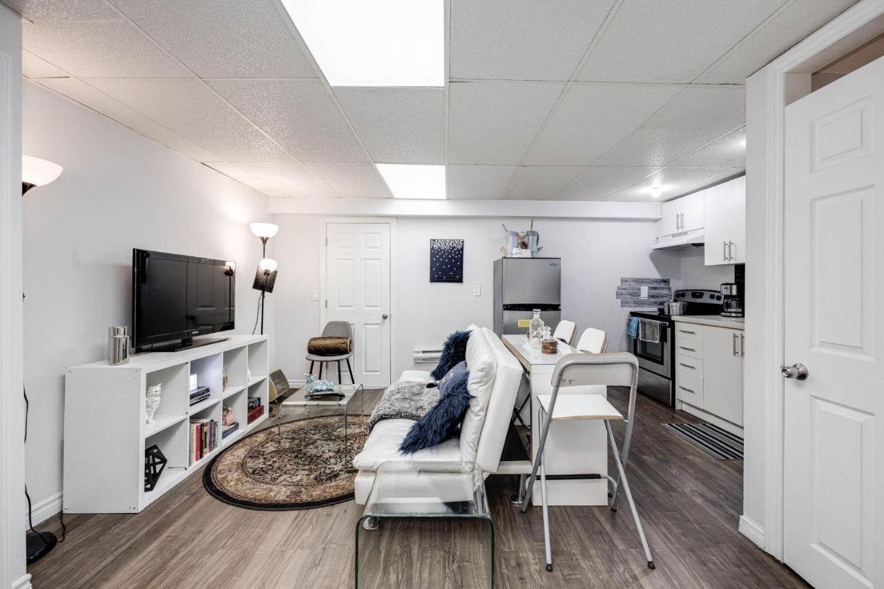 Cute 2-Bedroom Caverna Toronto Bagian luar foto