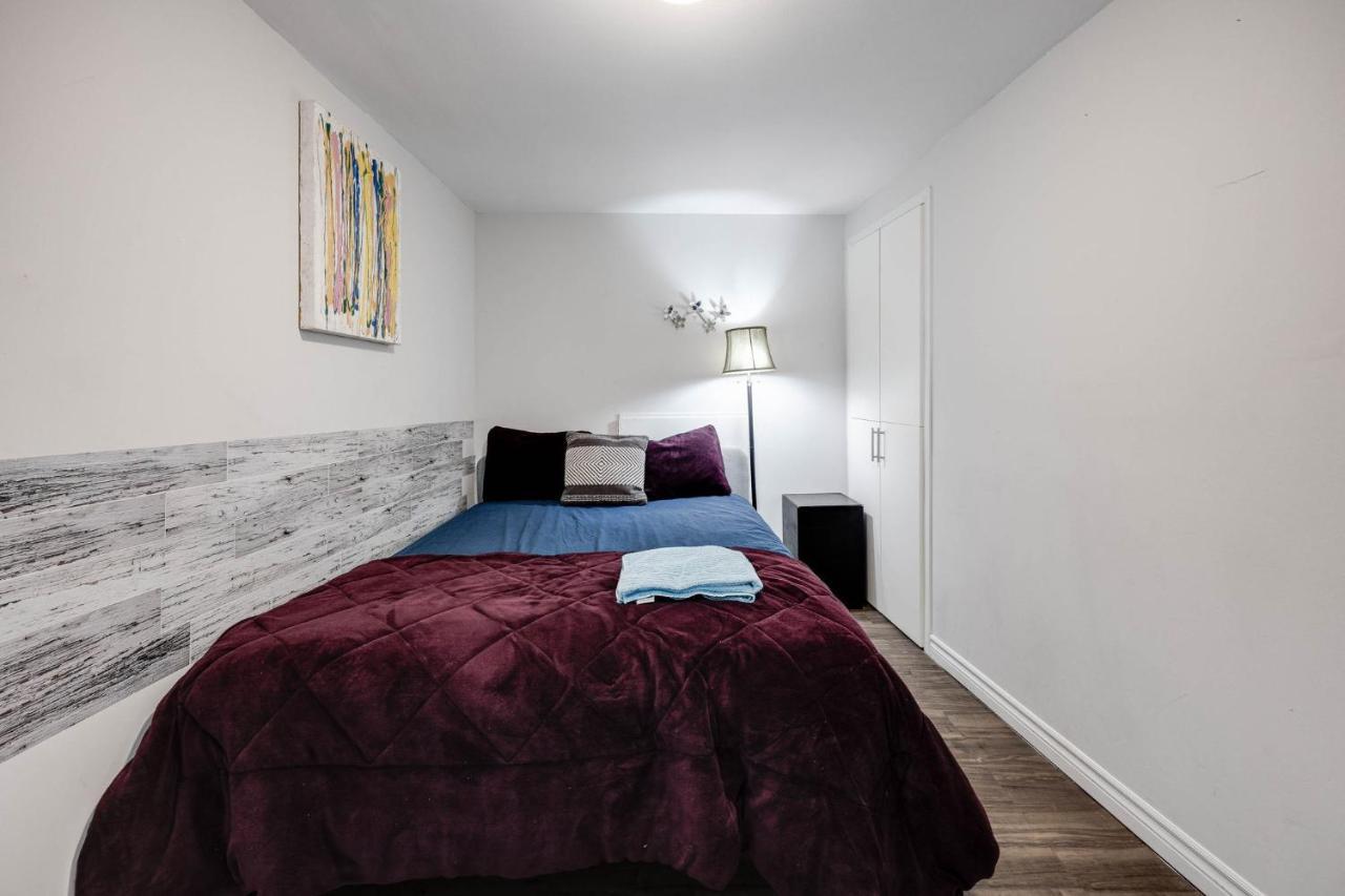 Cute 2-Bedroom Caverna Toronto Bagian luar foto